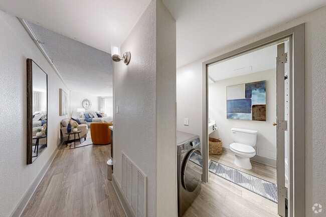 Studio, 1BA - 380SF | Union
