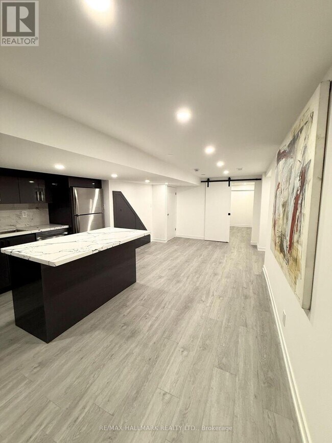 Photo - 1190 Dovercourt Rd
