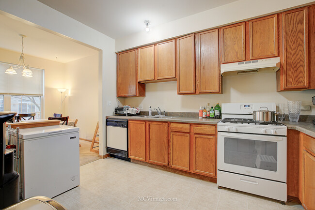 Photo - 2869 Vernal Ln Townhome