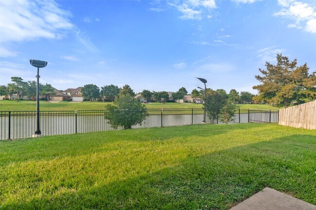 Photo - 18510 By the Lake Ct
