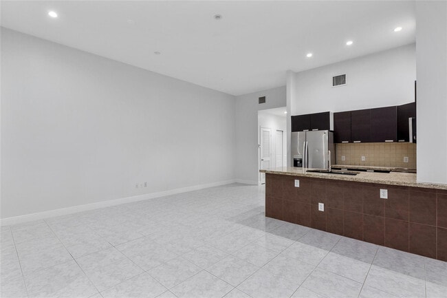 Photo - 316 SW 16th St