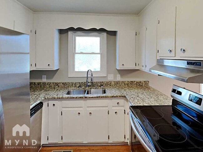 Photo - 7954 Tiburon Cir