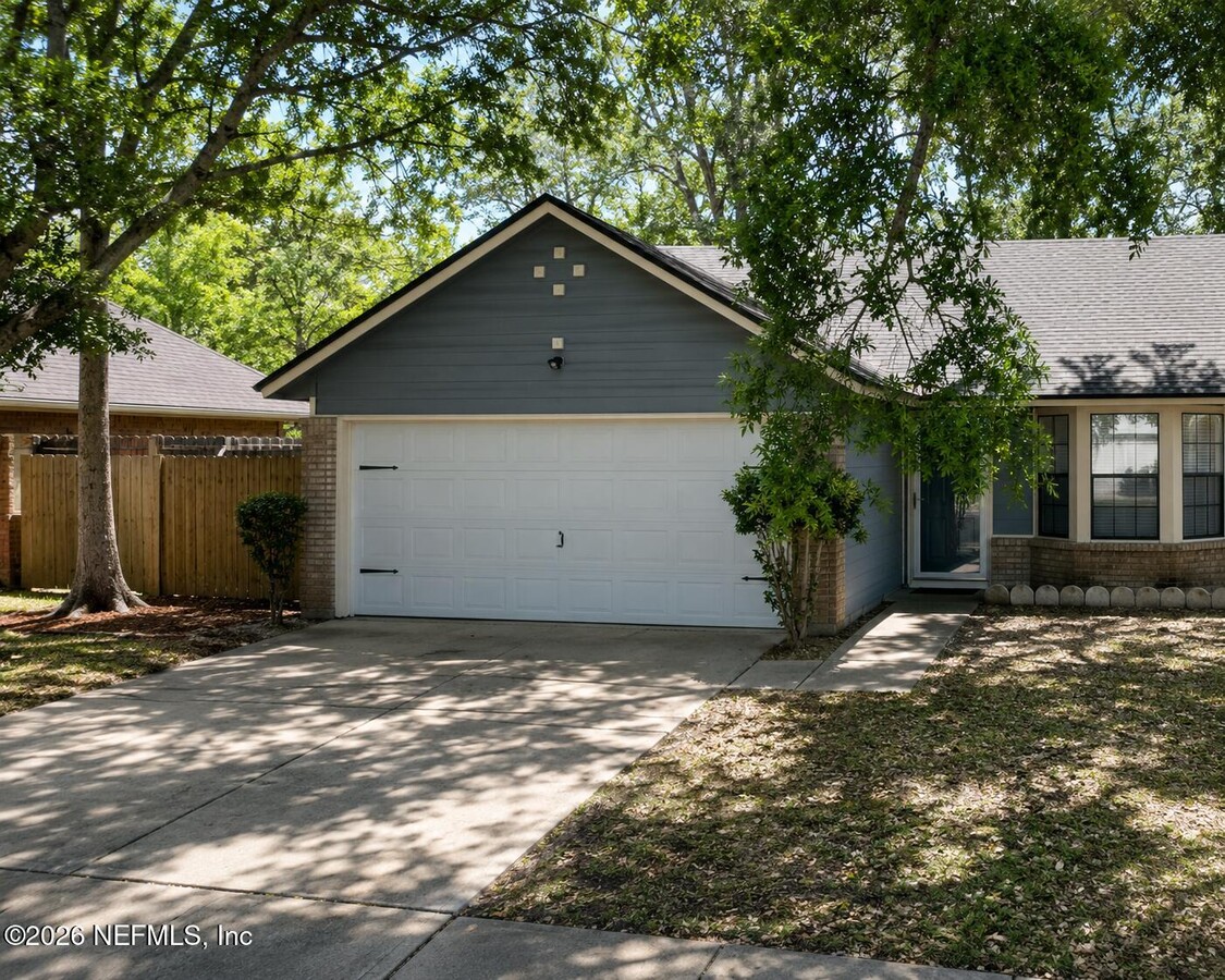 Photo - 8362 Rockridge Dr