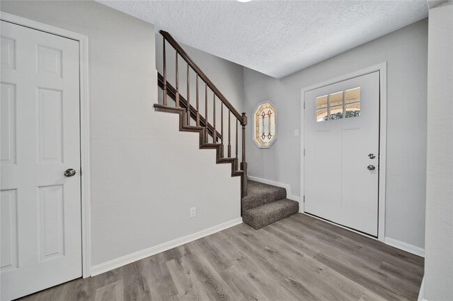 Photo - 13426 Balcrest Dr