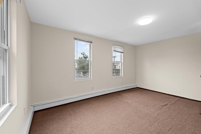 Building Photo - 144-19-144111 111th Ave Rental