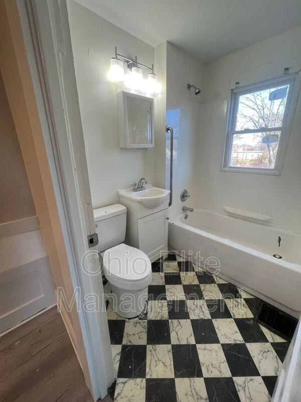 Photo - 898 E 13th Ave