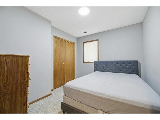 Photo - 226 3rd Ave S