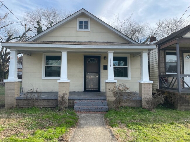 Photo - 1220 32nd St House