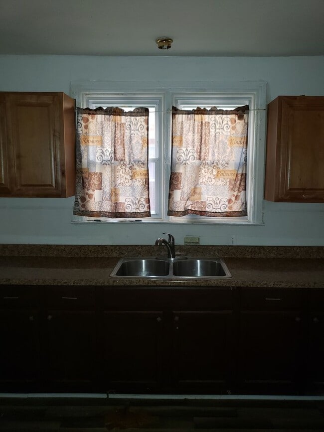 Photo - 17177 Prairie St Unit Lower