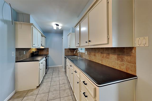 Photo - 1913 Briarwood Dr