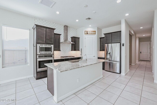 Photo - 2037 East Charlotte Dr