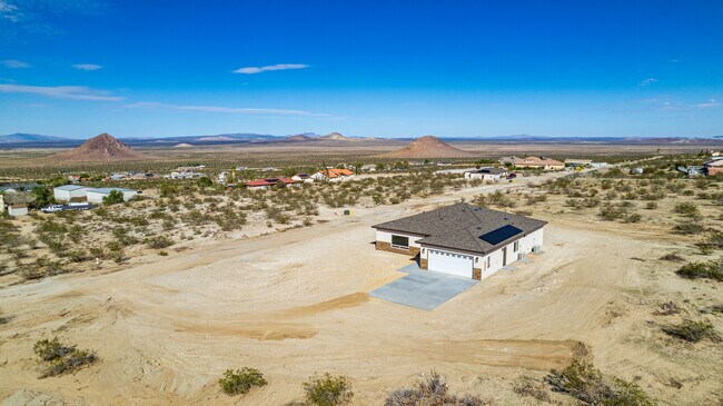 Photo - 10096 Glen Rd