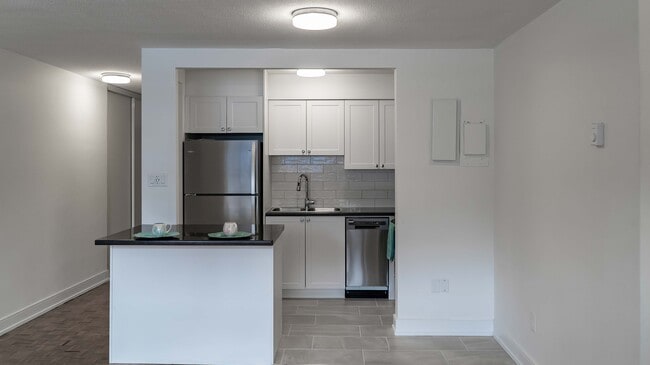 Photo - 490 Nelson Avenue