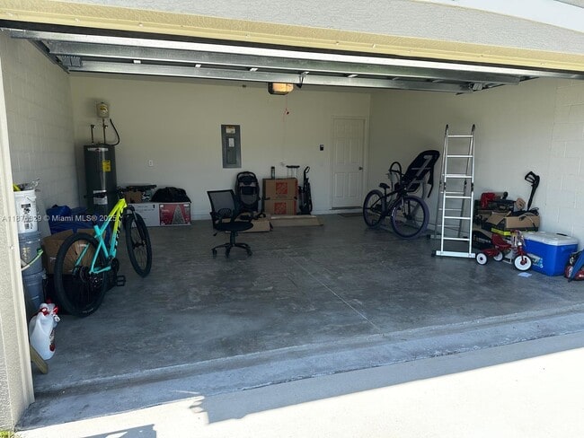 Photo - 2098 SW Altman Ave