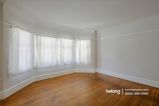 Photo - 422 Vernon St