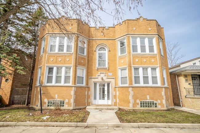 Building Photo - 9124 S Ada St