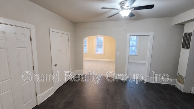 Photo - 129 Cedar Ave
