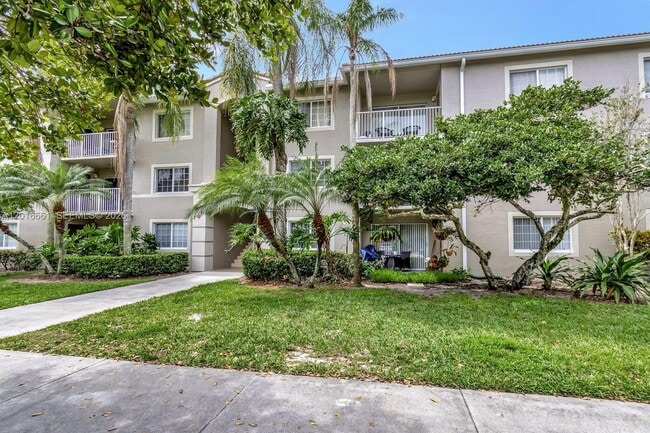 Building Photo - 5045 Wiles Rd Unit 201