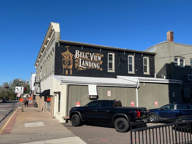 Photo - 113 Main St E