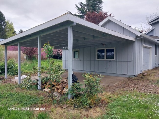 Photo - 19915 SW Muddy Valley Rd