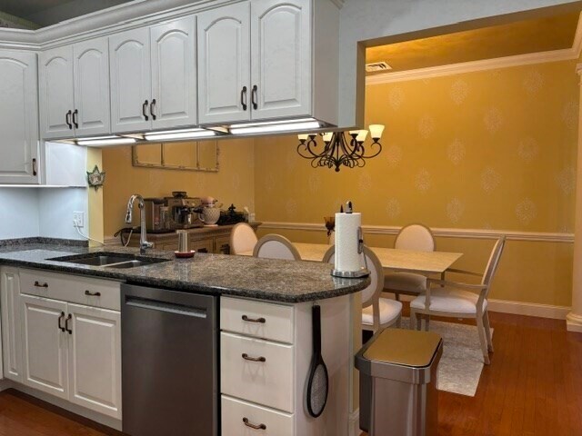 Photo - 10 Winchester Pl Unit 102