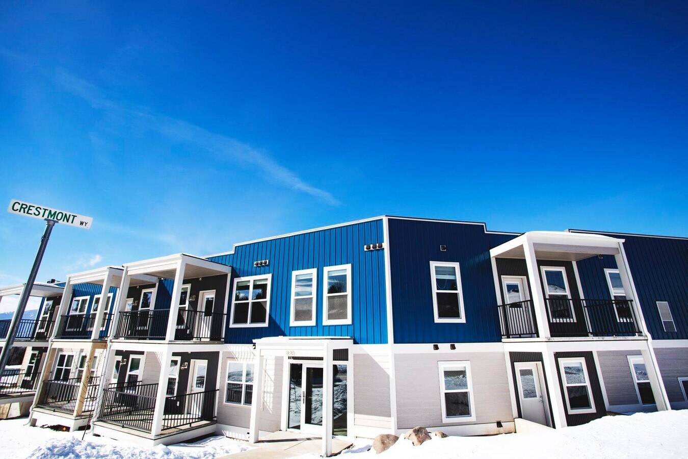 Crestmont Heights - Crestmont Heights Apartments