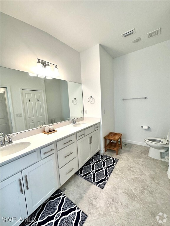 Building Photo - 15970 Grassland Ln Unit 2828 Rental
