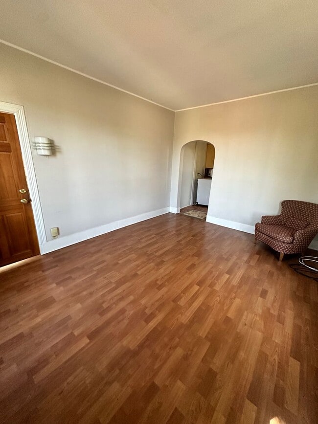 Photo - 306 W 6th Ave Unit #2
