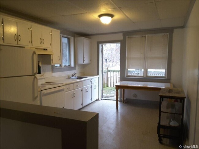 Photo - 29 Catskill Ave Unit 2