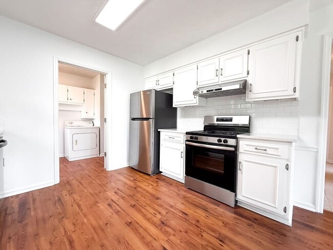 Photo - 239 Lee Road 851