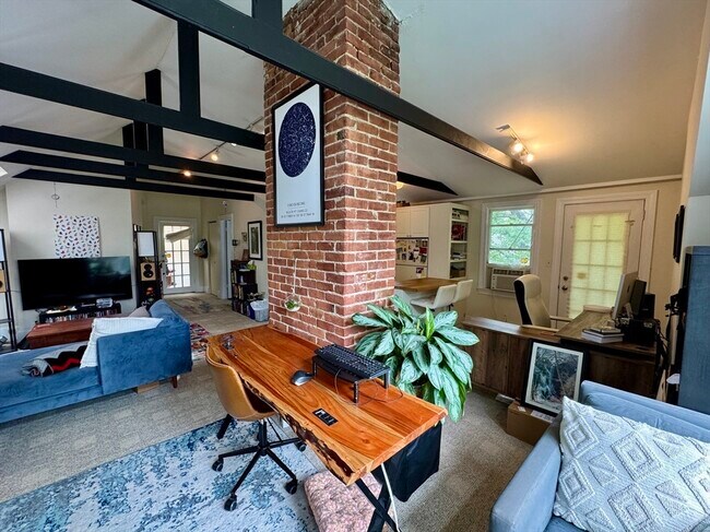 Photo - 120 Upland Rd Apartment Unit 2