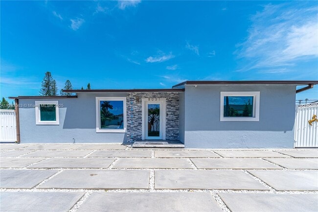 Building Photo - 8031 NW 175th St