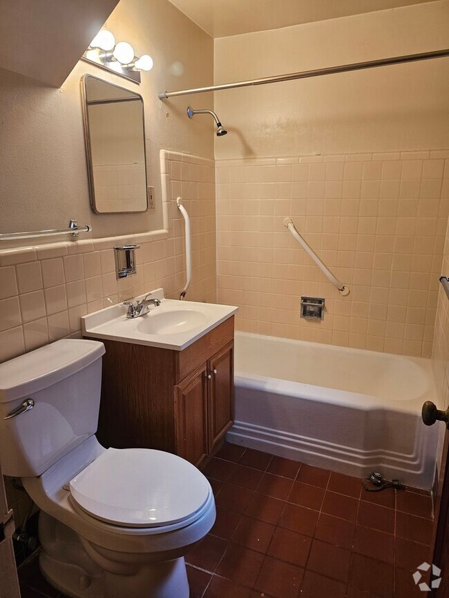 Building Photo - 1839 Fremont Ave Unit Apt 1
