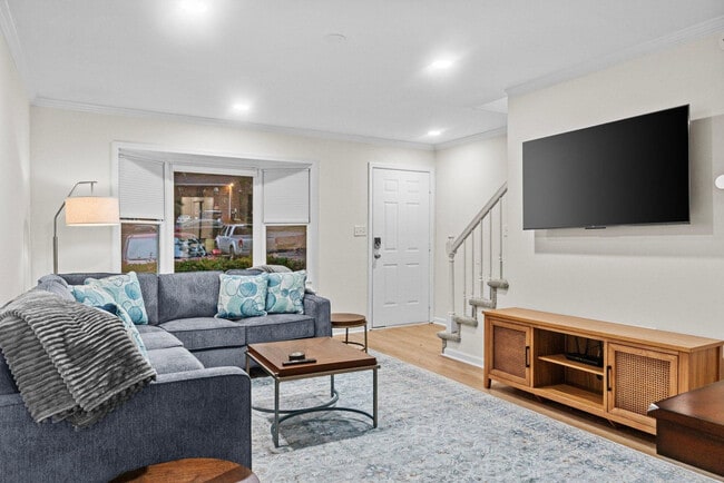Building Photo - 170 Northview Dr Unit ID1302845P Rental