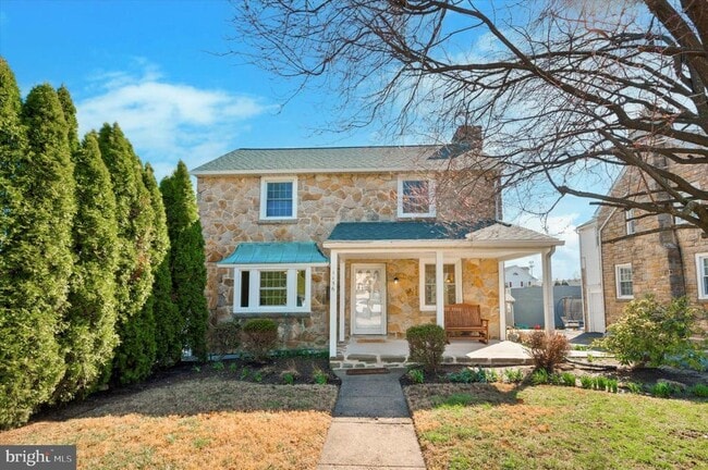 Photo - 1156 Garfield Ave Casa