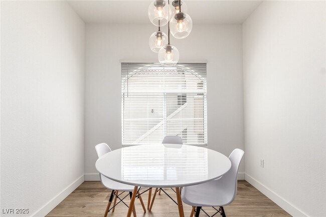 Photo - 1500 Cardinal Peak Ln Unidad 203