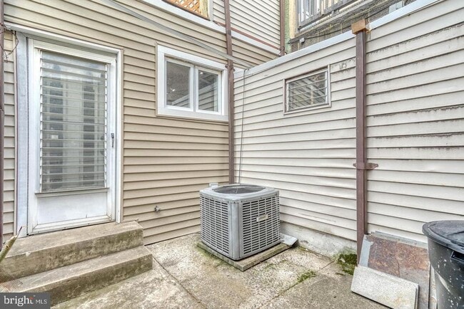 Photo - 2658 E Dauphin St