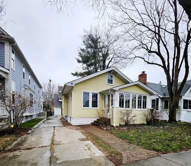 Photo - 1208 Emmons Ave