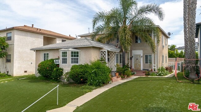 Photo - 1708 S Crescent Heights Blvd