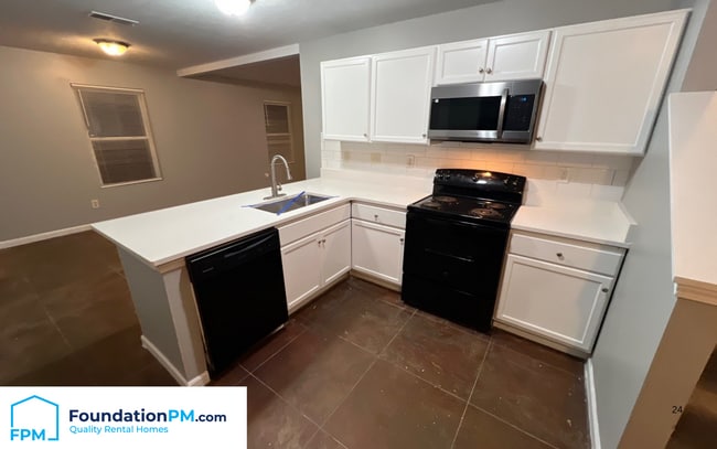 Photo - 91 Brighton Village Loop