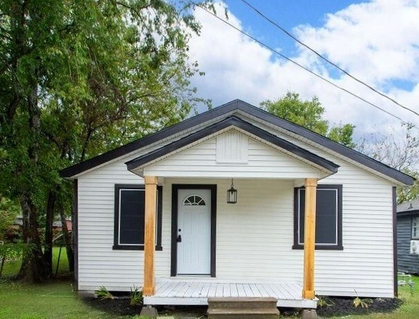 Building Photo - 2425 Fayle St Rental