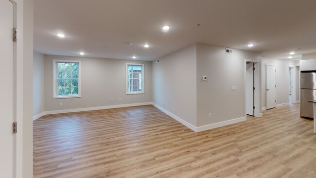 Photo - The Schuyler