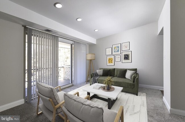 Building Photo - 284 Iven Ave Unit 1B-276-2D Rental