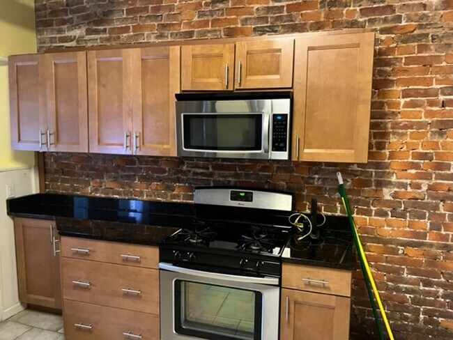 Photo - 3-bedroom, 1-bathroom house of Lawrenceville