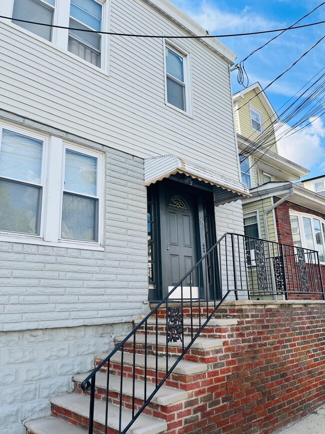Photo - 98 Bergen Ave Unit 3