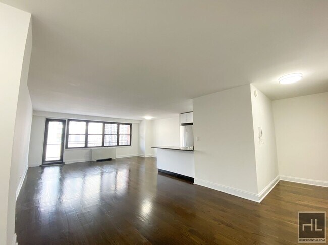 Building Photo - East 82nd Street Unit 4A