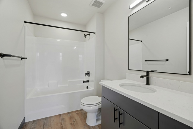Photo - Cartwright Apartments