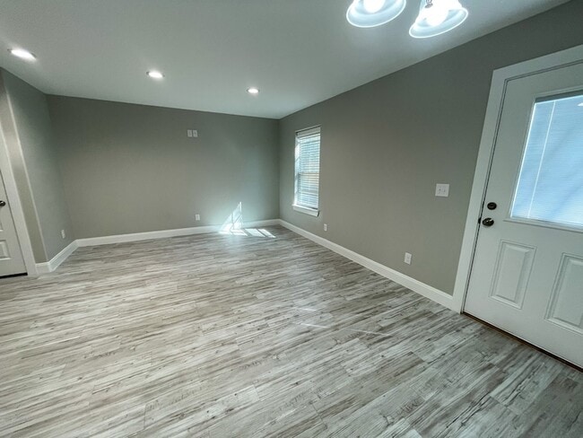 Photo - 2624 S Fannin Ave