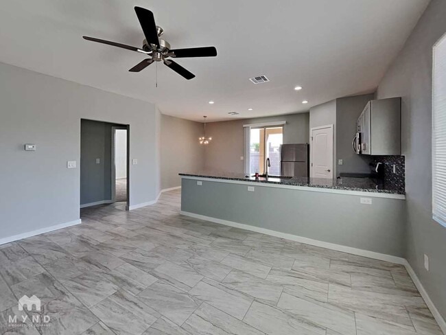 Photo - 6041 S 8th Pl