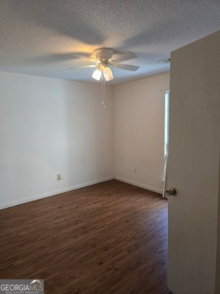 Photo - 180 Pinewood Dr